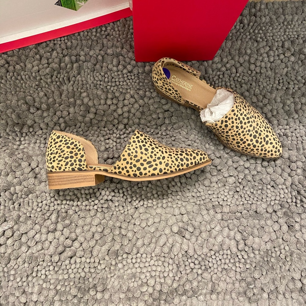 Slip on Leopard print shoes